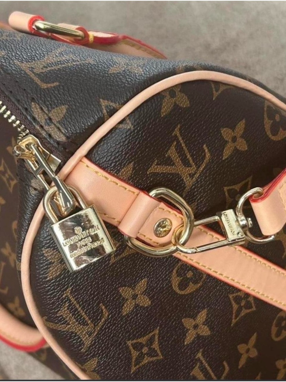 Louis Vuitton Monogram Satchel with Pale Pink Trim and Red Edge - Picture 4 of 4